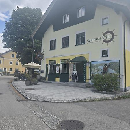 Gasthof Zum Schiffmeister Wesenufer Buitenkant foto